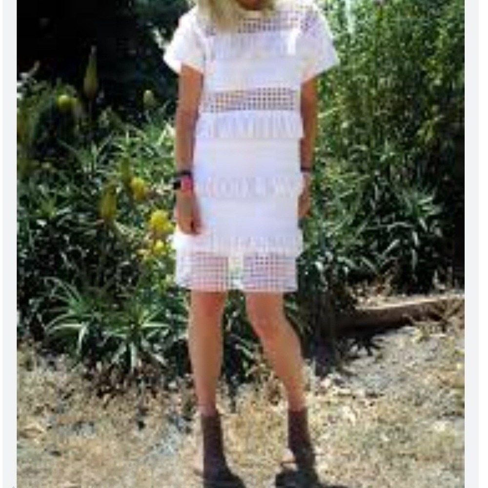 NWOT Endless Rose Tiered Fringe Knit Mesh Mini‎ Shift Dress White S Boho Bridal